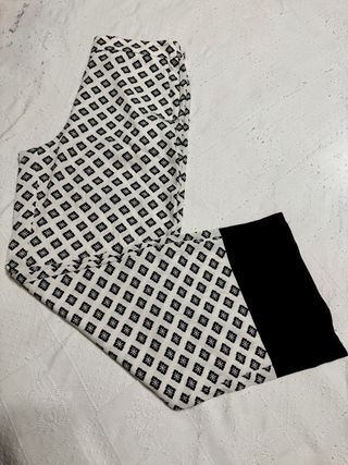 Pantalón ancho geométrico ZARA