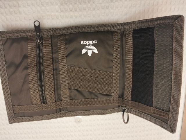 Cartera Adidas Marrón