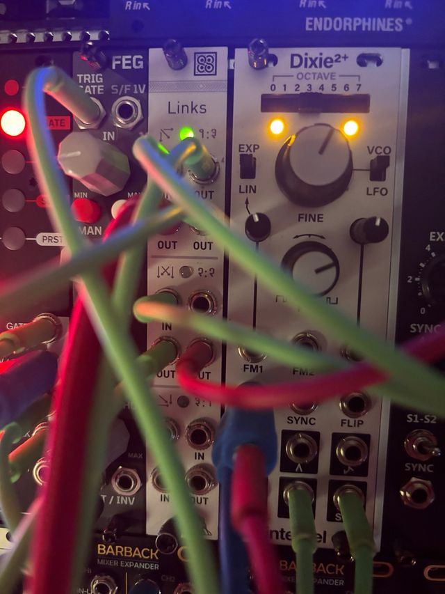 Mutable Instruments Links Eurorack Module