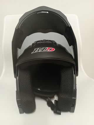 Casco Modular Negro con Visera