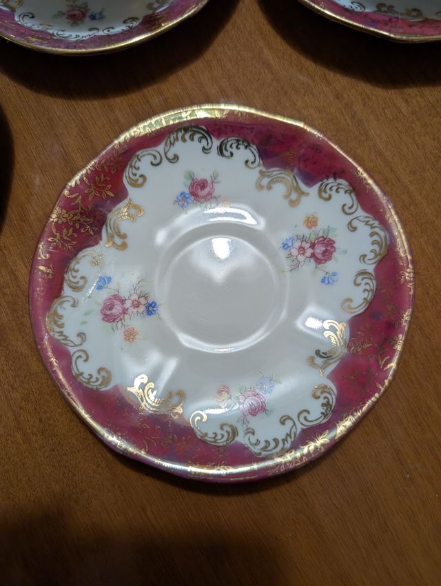 Servizio da tè porcellana rosso e oro