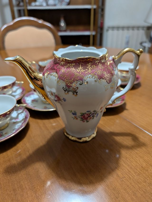 Servizio da tè porcellana rosso e oro