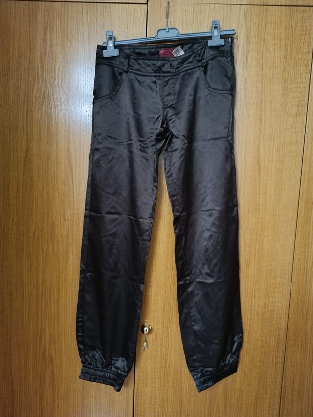 Pantalón largo negro