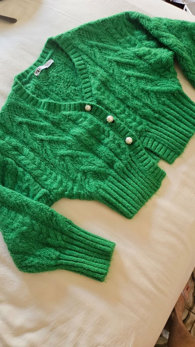 Cardigan ZARA verde