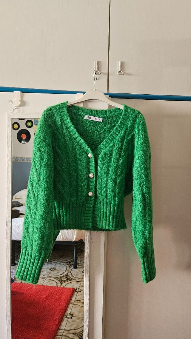 Cardigan ZARA verde