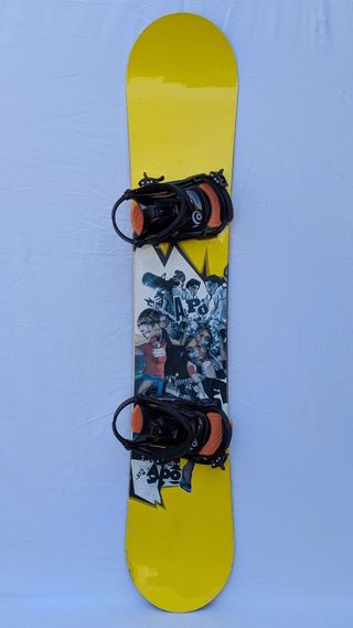 Tabla Snowboard 157 Regular con Fijaciones - Apo