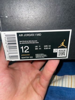 Jordan 1 Mid Rojas y Negras Talla 46