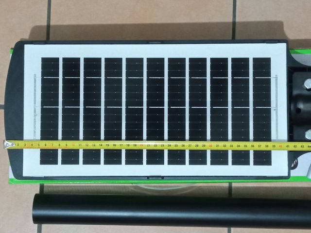 Lampione Solare più palo di fissaggio