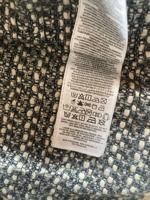 Casaco Guess bege com tachas