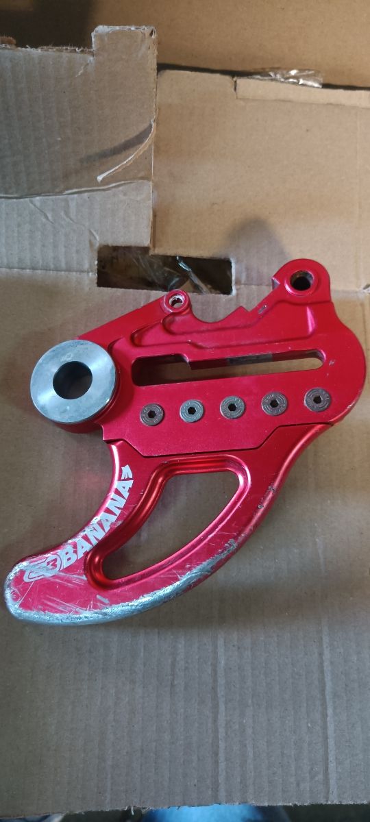 Protector disco trasero Banana S3