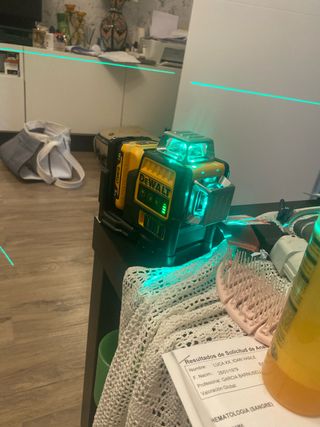 Nivel Láser DeWalt Verde