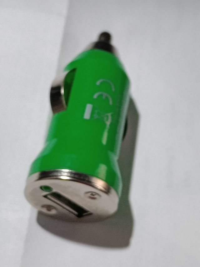 Cargador USB Coche Verde