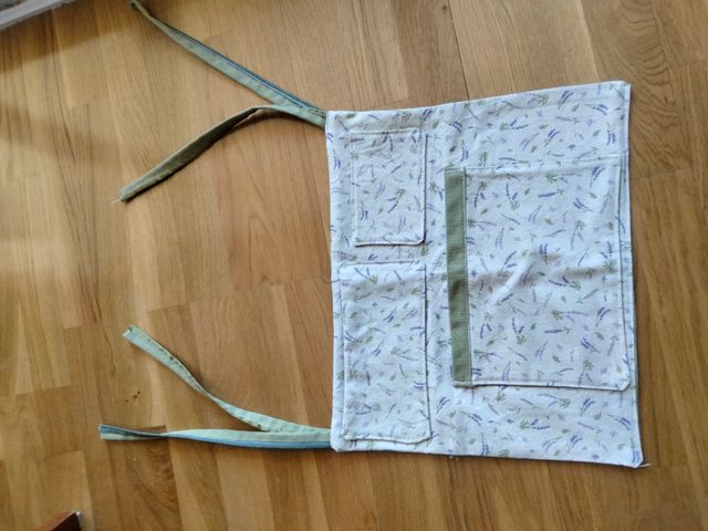 Colgador para cabecero de cama con bolsillos