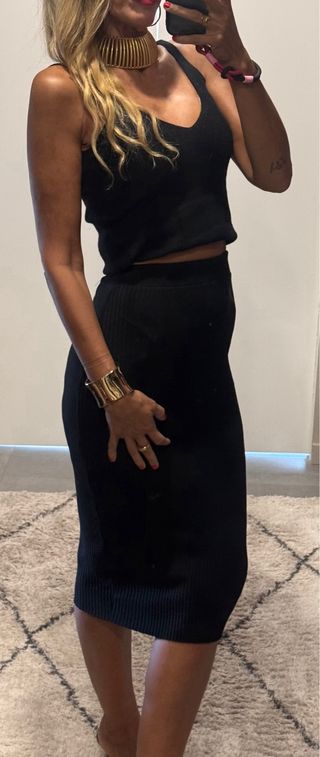 Falda Lápiz Canalé Zara Negra