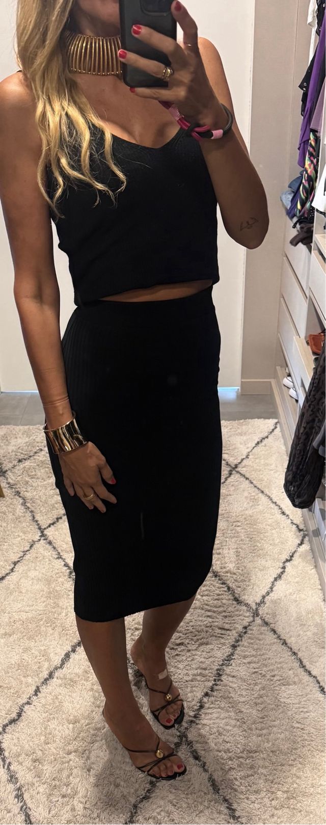 Falda Lápiz Canalé Zara Negra