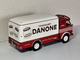 Pegaso Z-207 Danone Ixo-Altaya 1:43