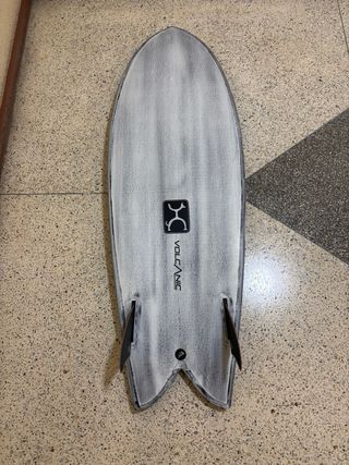  Firewire Too Fish volcanic 5’4 funda e invento