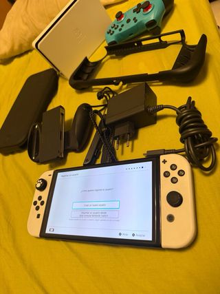 Nintendo Switch OLED Blanca y Negra