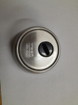 Escudo Seguridad TESA ASSA ABLOY