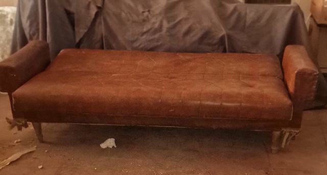 Sofá Cama Cuero Marrón