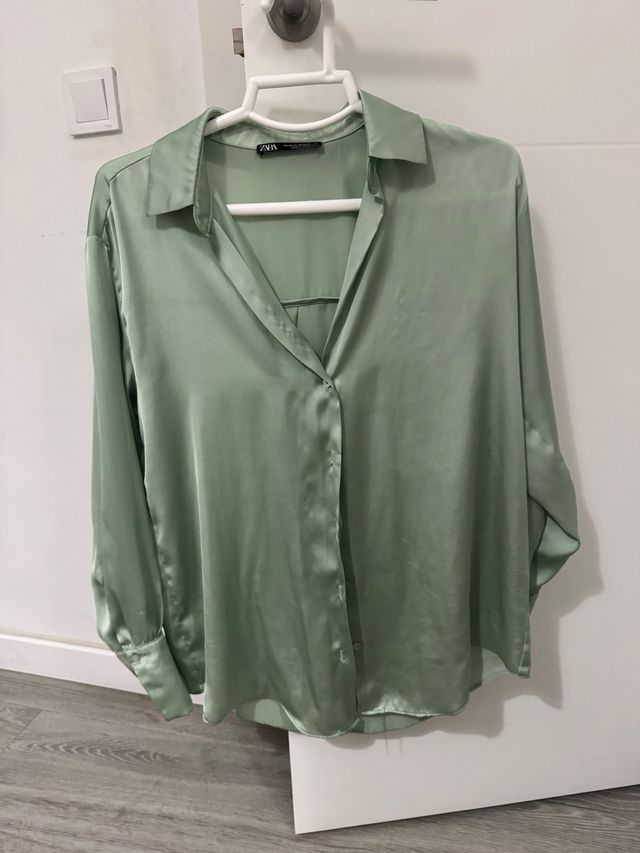 Camisa Zara Satén Verde