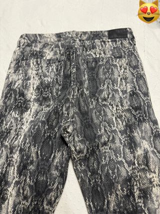 Pantalón jeans tiro alto ZARA T.40 