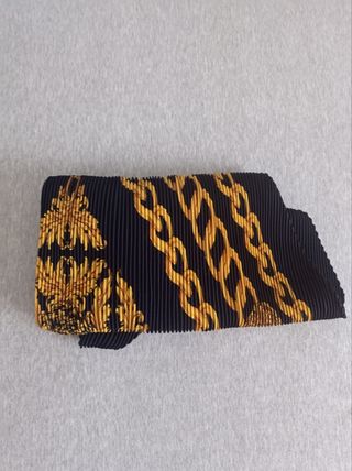 Foulard bandana nero e oro con catene