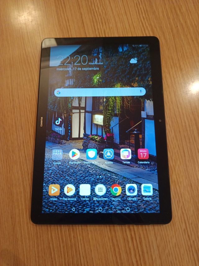 Tablet Huawei AGS2-W09 viene con su caja .