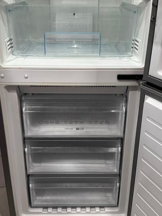 FRIGORÍFICO SIEMENS EN INOX  CLASE A