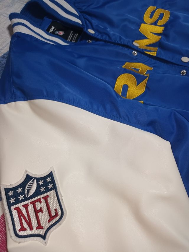 Chaqueta NFL Pull&Bear Azul y Blanca Talla M