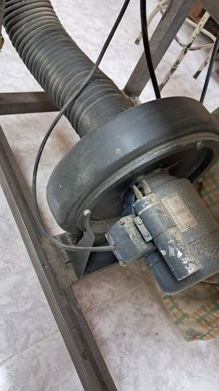 Cepilladora, lijadora y clavadora