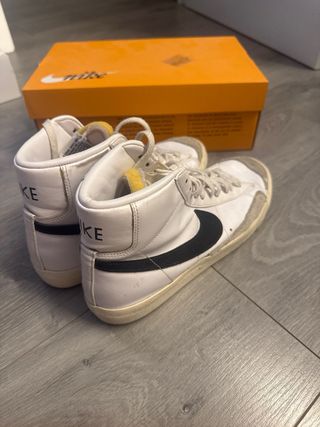 Nike Blazer Mid '77 Vintage Blancas