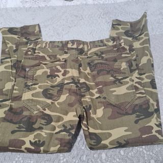 Pantalón camuflaje hombre