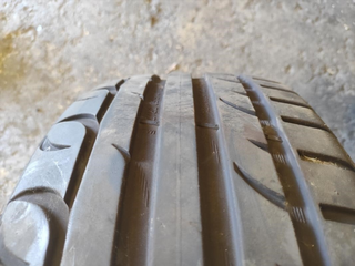 juego de 2 neumáticos 215/50R17, año 2024.