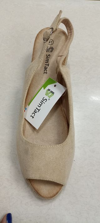 Sandalias de esparto beige talla 41