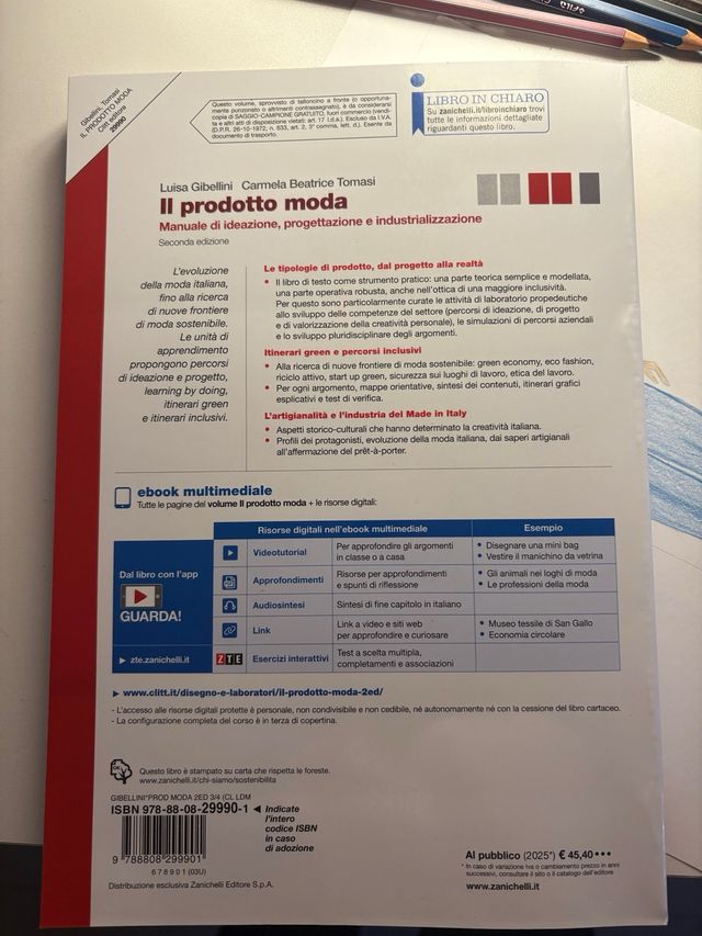 prodotto moda. Per il secondo biennio delle Scu...