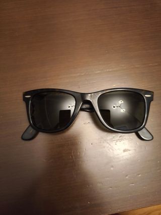 Gafas de sol Ray-Ban Wayfarer marrón
