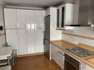 Piso en alquiler en Caleta de Vélez