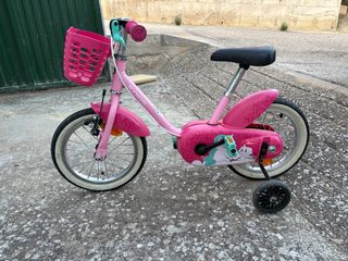 Bici niña 14 Btwin rosa con cesta  buen estado
