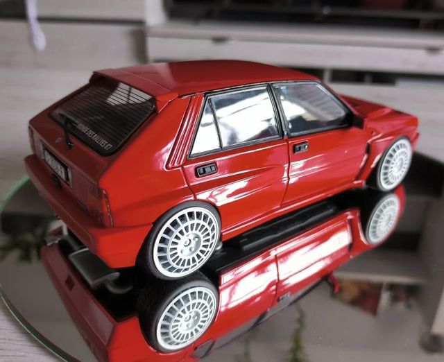 Lancia Delta HF Integrale 1991 1:18