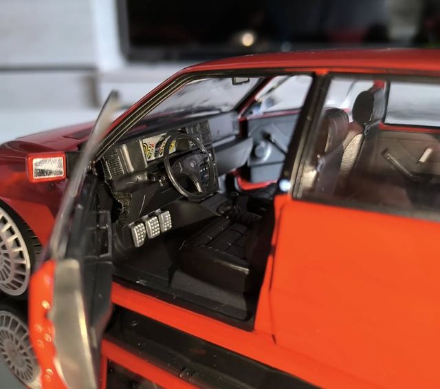 Lancia Delta HF Integrale 1991 1:18
