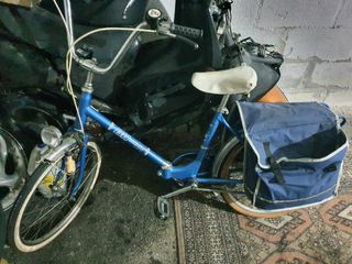 Bicicleta BH azul, todo original