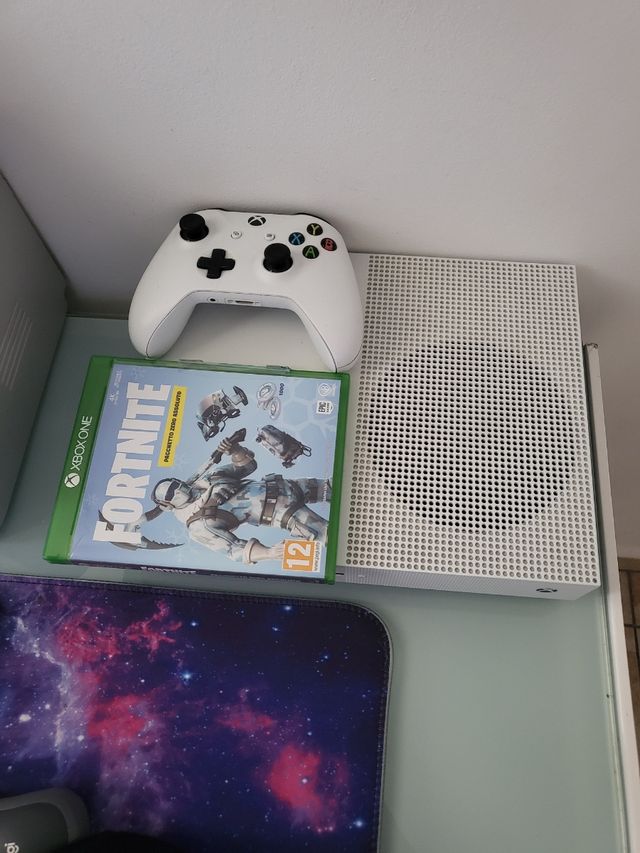 Xbox One S Bianco + Fortnite