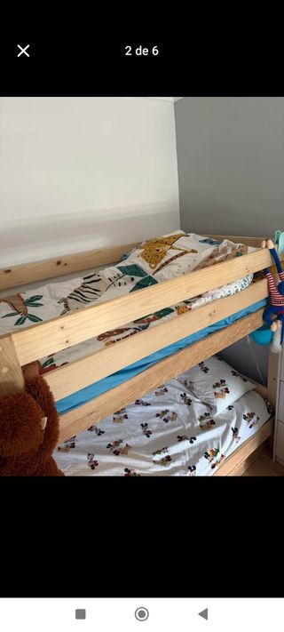 Beliche de madeira com 2 colchões