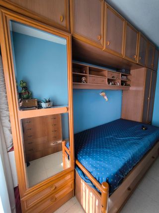 Dormitorio puente madera