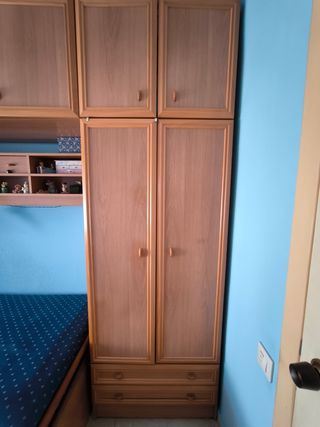 Dormitorio puente madera