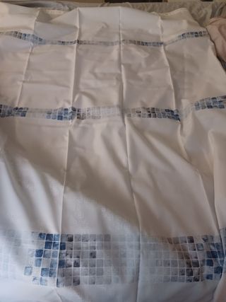 Cortina de baño con diseño de mosaico