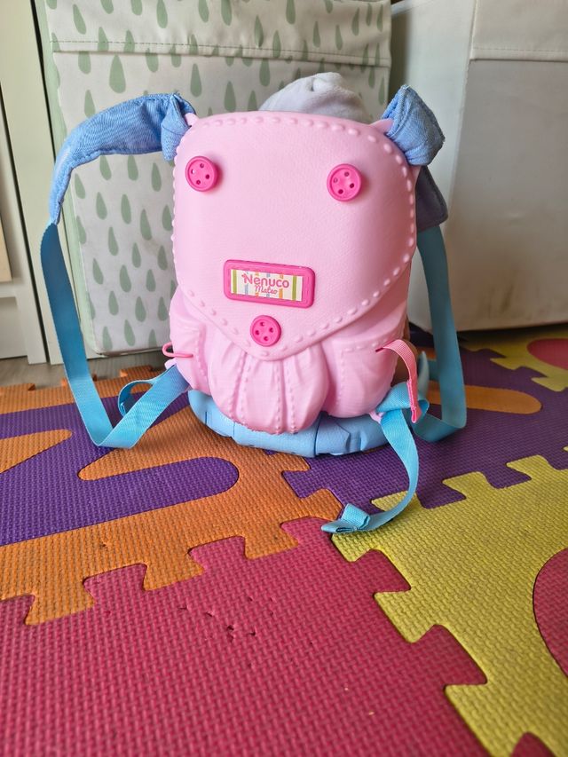 Mochila Nenuco + Bebé