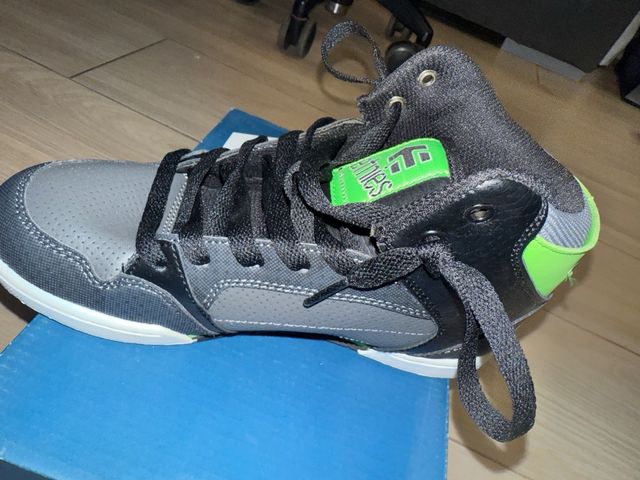 Zapatillas Etnies Negras y Verdes