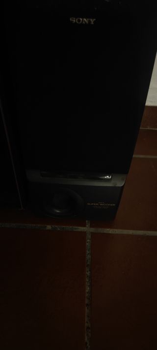Equipo de música Hitachi con tocadiscos